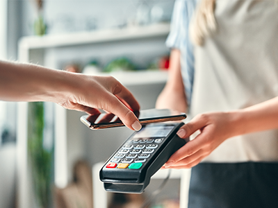customer paying with phone